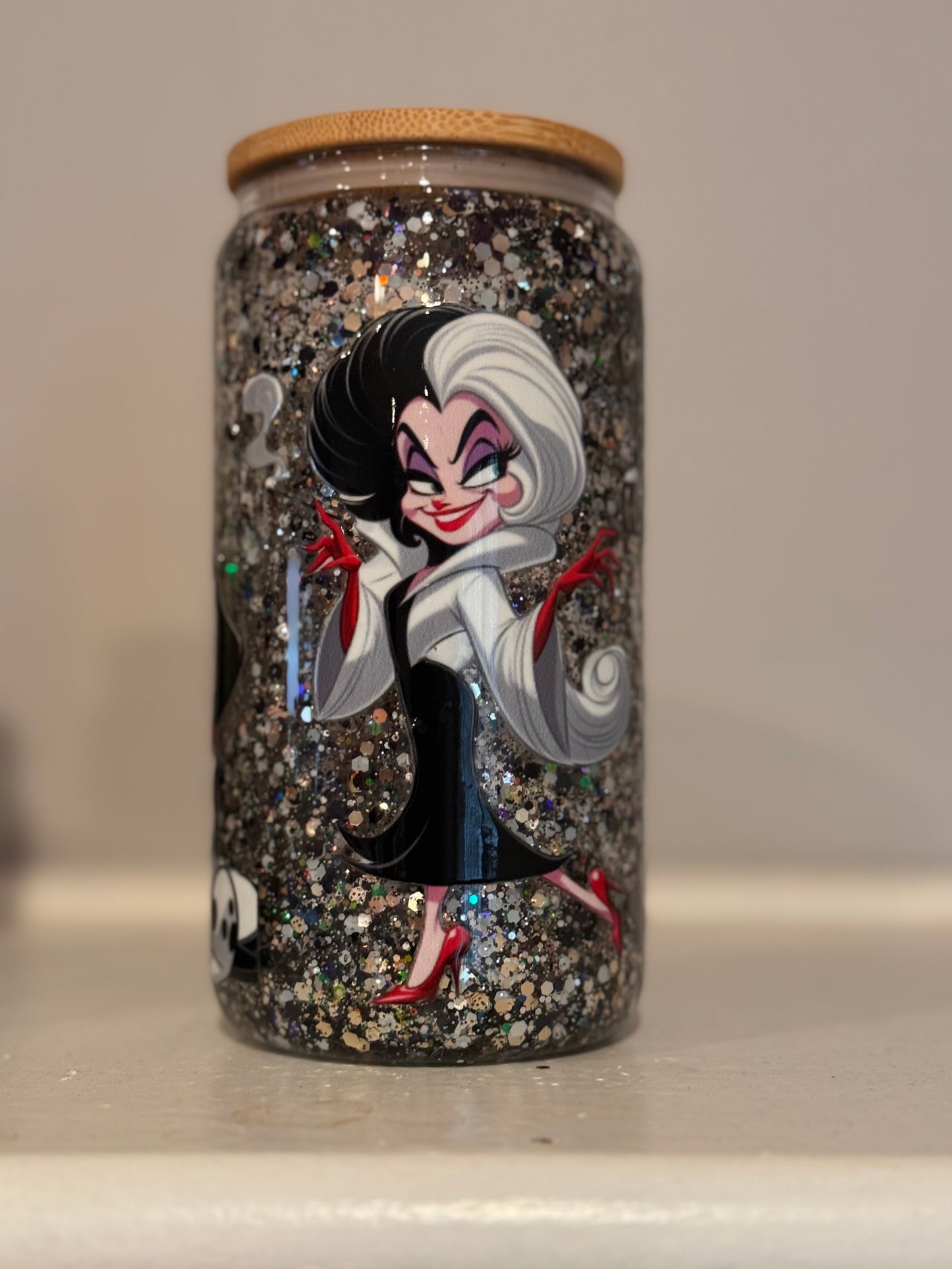 101 Cruella De Vil